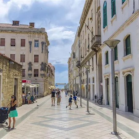 Old Town Alea Appartamento